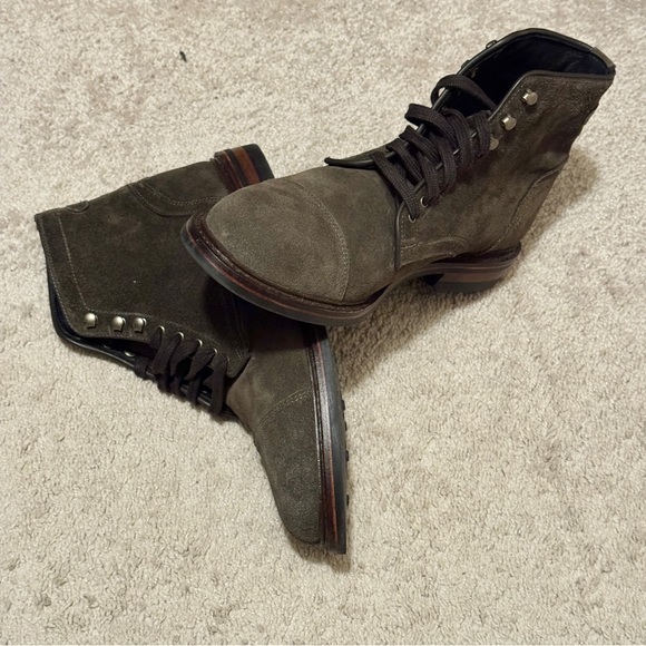 Allen Edmonds Men’s Landon Boots - Picture 1 of 9